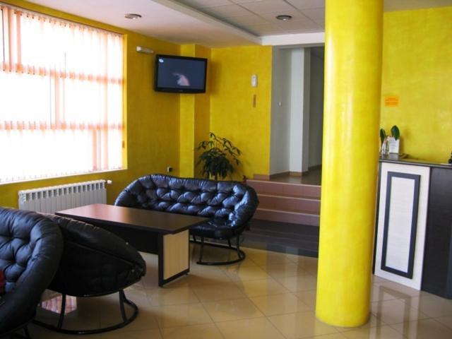 Hotel Nakra Radnevo Buitenkant foto